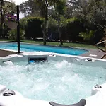 Le Clos Des Barelles 3*