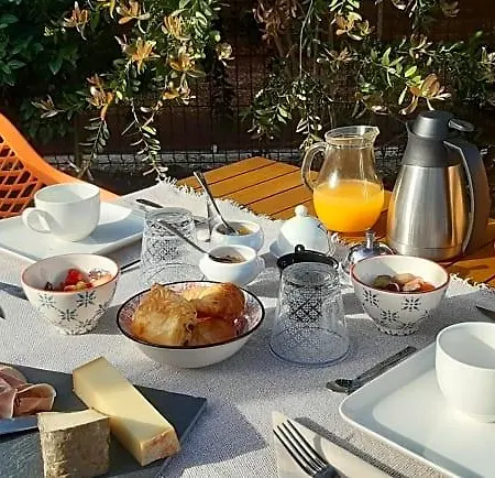 Bed & Breakfast Le Clos Des Barelles 4*