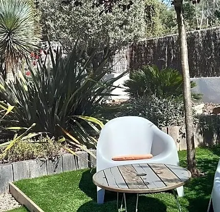 Le Clos Des Barelles 4*