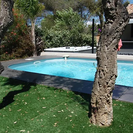 Le Clos Des Barelles