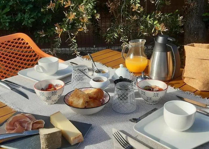 Le Clos Des Barelles Couette-café Six-Fours-les-Plages